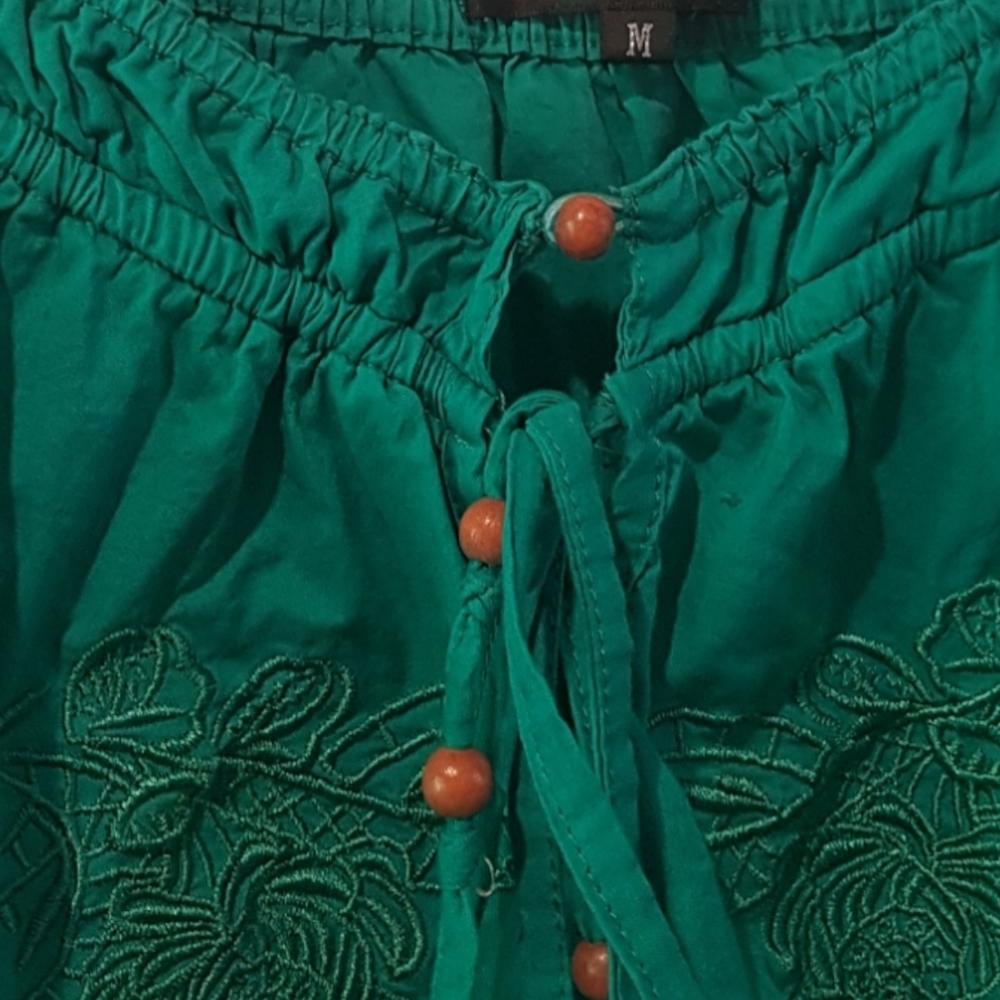 Gorgeous Boho Top with Embroidery size medium